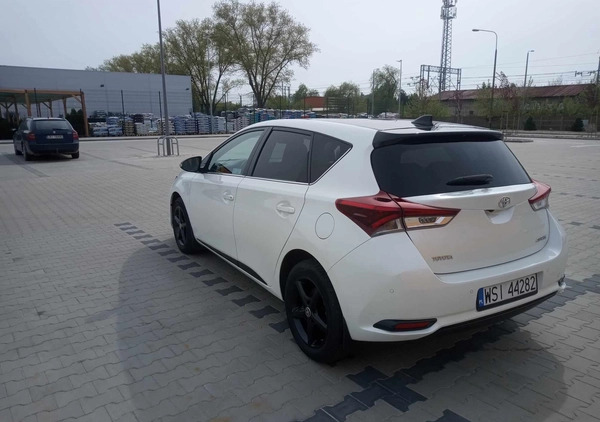 Toyota Auris cena 52000 przebieg: 160000, rok produkcji 2018 z Siedlce małe 37